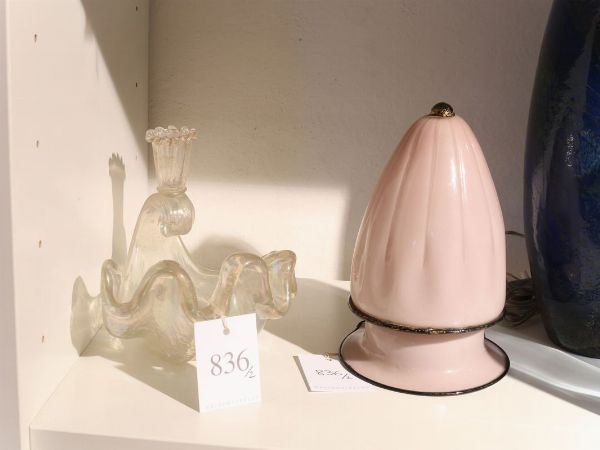 Due oggetti in vetro soffiato  - Asta La dimora del Collezionista - Villa delle Azalee a Firenze - III - Associazione Nazionale - Case d'Asta italiane