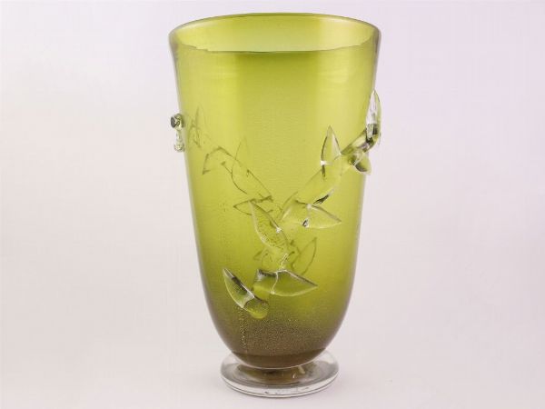 Grande vaso in vetro verde  - Asta La dimora del Collezionista - Villa delle Azalee a Firenze - IV - Associazione Nazionale - Case d'Asta italiane