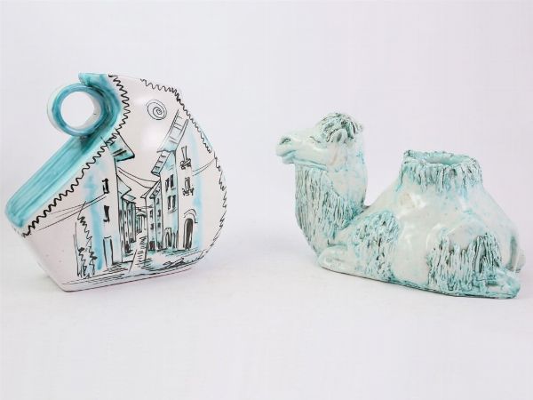 Due vasi in ceramica  - Asta La dimora del Collezionista - Villa delle Azalee a Firenze - IV - Associazione Nazionale - Case d'Asta italiane