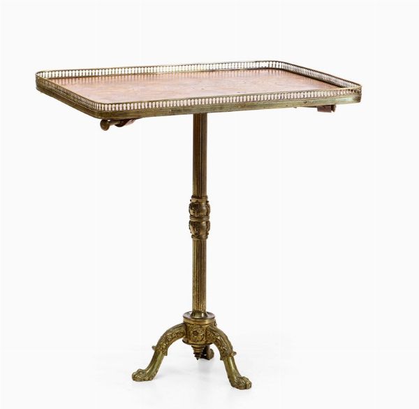 Tavolinetto in metallo, XIX secolo  - Asta La villa di campagna di Leonardo Botta - Associazione Nazionale - Case d'Asta italiane
