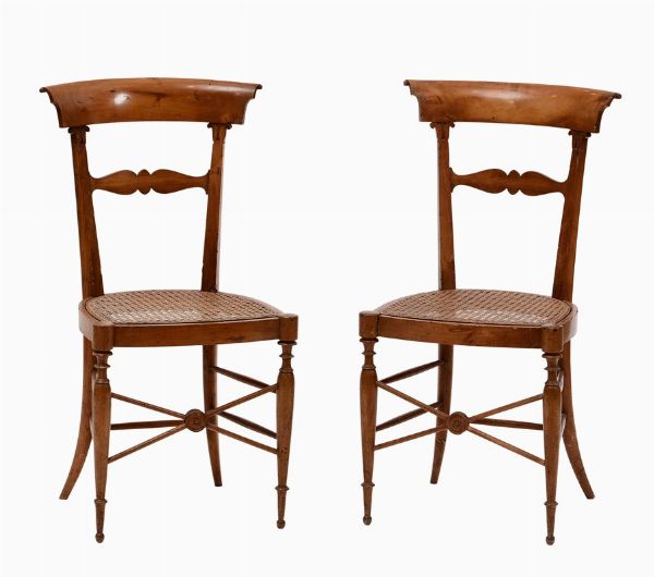 Coppia di sedie in ciliegio Carlo X, XIX secolo  - Asta La villa di campagna di Leonardo Botta - Associazione Nazionale - Case d'Asta italiane
