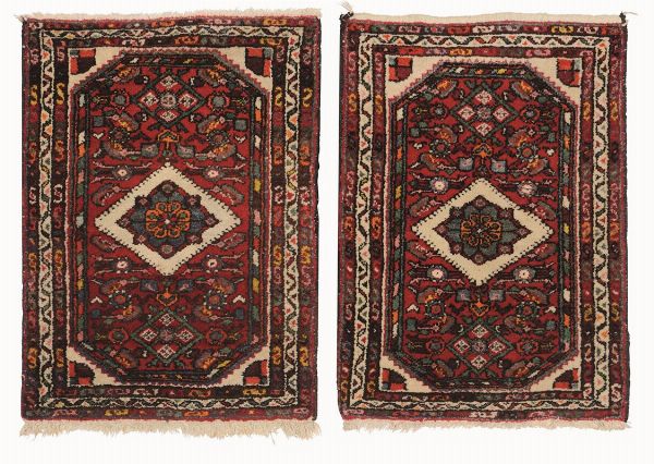 Coppia di tappeti, Persia met XX secolo  - Asta Asta a Tempo | Tappeti - Associazione Nazionale - Case d'Asta italiane