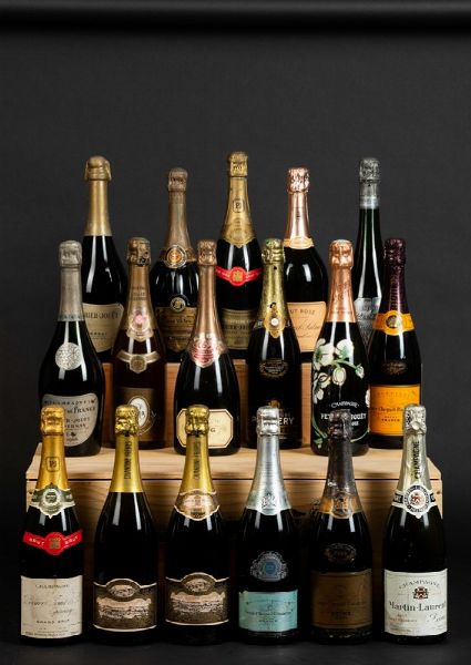 *Perrier Jouet, Champagne Blason de France  - Asta Asta a Tempo | Vini - Associazione Nazionale - Case d'Asta italiane