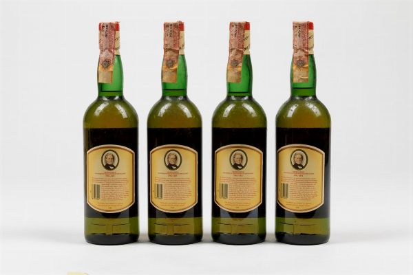 The Glenlivet, Pure Single Malt Scotch Whisky 12 Years Old  - Asta Asta a Tempo | Vini - Associazione Nazionale - Case d'Asta italiane