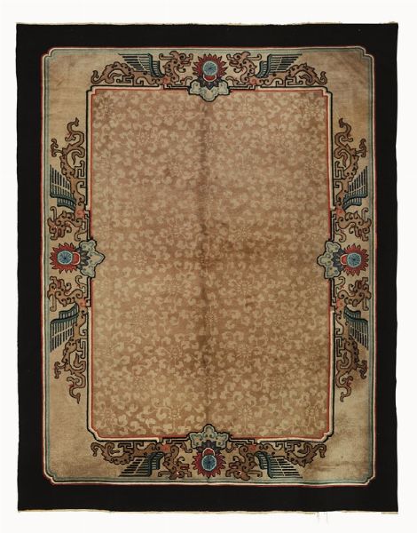 Particolare tappeto Pechini, Cina inizio XX secolo  - Asta Tappeti Antichi - Associazione Nazionale - Case d'Asta italiane