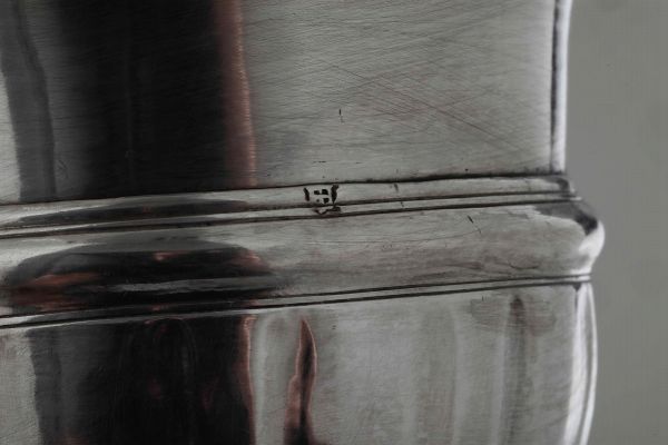 Calice in argento fuso, sbalzato, cesellato e dorato. Genova, 1760 circa, marchio della “torretta” (1)77...  - Asta Argenti da Collezione - Antichi - Associazione Nazionale - Case d'Asta italiane
