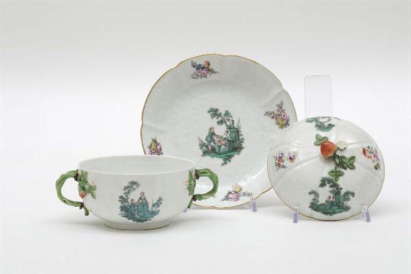 Tazza da brodo con sottopiatto Meissen, 1745-1750  - Asta Maioliche e Porcellane - Associazione Nazionale - Case d'Asta italiane