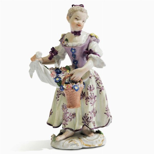 Figurina di fanciulla con fiori Meissen, 1750-1760 Modello di P.Reinicke e J.J.Kaendler  - Asta Maioliche e Porcellane - Associazione Nazionale - Case d'Asta italiane