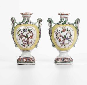 Rara coppia di vasetti Doccia, Manifattura Ginori, verso il 1760  - Asta Maioliche e Porcellane - Associazione Nazionale - Case d'Asta italiane