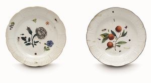 Due piatti Meissen, 1737-1740 circa  - Asta Maioliche e Porcellane - Associazione Nazionale - Case d'Asta italiane