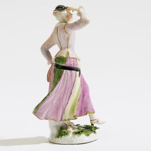 Rara figurina  Meissen, 1750-1755 Probabile modello di Friedrich Elias Meyer ( 1724-1785)  - Asta Maioliche e Porcellane - Associazione Nazionale - Case d'Asta italiane