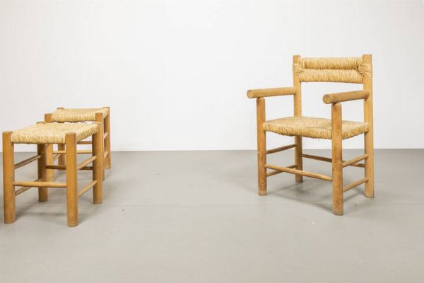 PRODUZIONE ITALIANA : Dodici sedie con struttura in legno chiaro  sedute in paglia intrecciata. Anni '40 cm 86 5x42x42 5  - Asta Asta 175 Design - Associazione Nazionale - Case d'Asta italiane