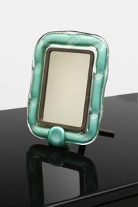 SEGUSO - Specchio con cornice in vetro colorato con inclusioni di foglia d'oro. Anni '50 cm 22x16 5