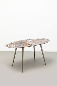 VICTOR CERRATO Cunico d'Asti (AT) 1917 - 2008 Torino - Tavolino con struttura in metallo verniciato  piano in ceramica policroma. Anni '50/'60 cm 43x80x44 Espisizioni:  [..]