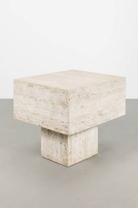PRODUZIONE ITALIANA : Tavolino in travertino. Anni '60 cm 50x50x50  - Asta Asta 175 Design - Associazione Nazionale - Case d'Asta italiane