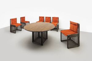 AFRA E TOBIA SCARPA - Tavolo e sei sedie della serie Basilan 1
