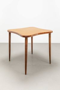 PAOLO BUFFA  attribuito - Tavolo legno con piano quadrilobato. Anni '50 cm 71x79