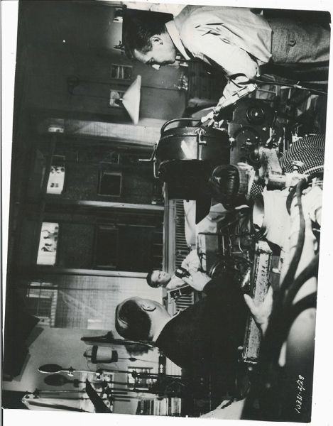 Rear Window film prodotto da Alfred Hitchcock, con James Stewart, Grac Kelly, Wendell Corey e Thelma Ritter  - Asta Asta a Tempo | Fotografia - Associazione Nazionale - Case d'Asta italiane