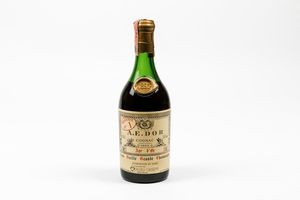 A.E.Dor, Grande Champagne Cognac Tres Vieille  - Asta Vini Pregiati e da Collezione - Associazione Nazionale - Case d'Asta italiane