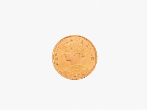 Una moneta da 100 Pesos  - Asta Gioielli, Orologi e Monete d'Oro - Associazione Nazionale - Case d'Asta italiane