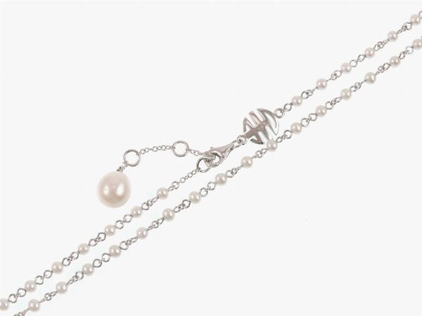 Collana Mim di Mikimoto in oro bianco e perle coltivate  - Asta Gioielli, Orologi e Monete d'Oro - Associazione Nazionale - Case d'Asta italiane