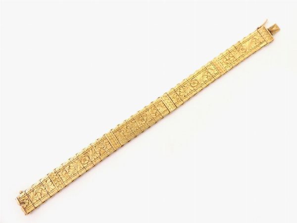 Bracciale a piastre in oro giallo  - Asta Gioielli, Orologi e Monete d'Oro - Associazione Nazionale - Case d'Asta italiane