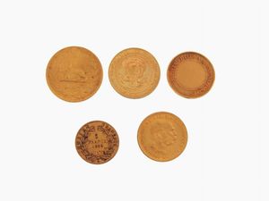 Tre monete e due medaglie  - Asta Gioielli, Orologi e Monete d'Oro - Associazione Nazionale - Case d'Asta italiane