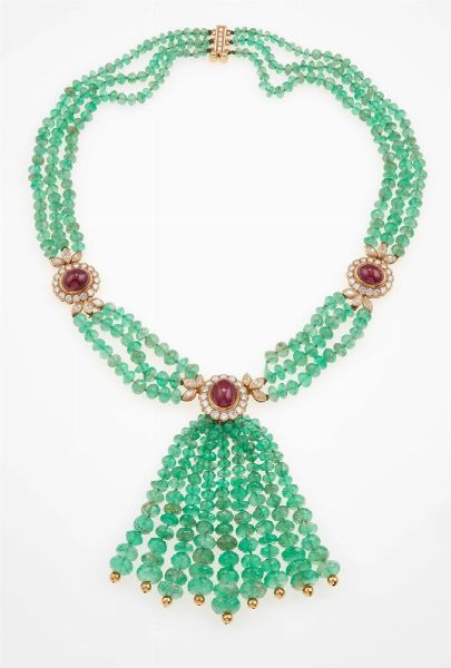 Collana con smeraldi, rubini e diamanti  - Asta Fine Jewels - Associazione Nazionale - Case d'Asta italiane