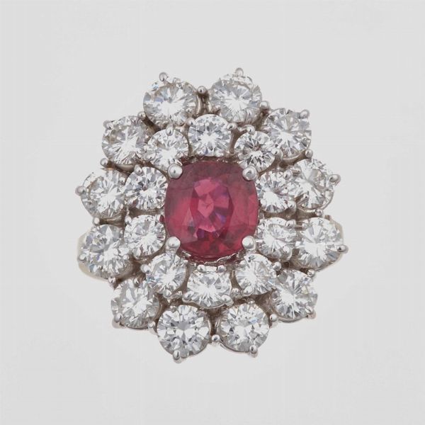 Anello con rubino Thailandia e diamanti taglio brillante per ct 2,80 circa  - Asta Fine Jewels - Associazione Nazionale - Case d'Asta italiane