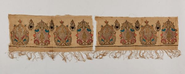 Arte Islamica : Lotto di cinque tessuti ottomani con ricamo floreale Turchia, Anatolia, XVII - XIX secolo  - Asta ASTA ISLAMICA E INDIA (Tradizionale) - Associazione Nazionale - Case d'Asta italiane
