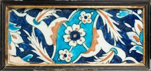 Arte Islamica - Mattonella da bordo Iznik Turchia Ottomana, XVII secolo