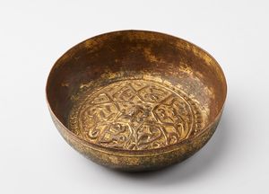 Arte Islamica - Ciotola hammam in rame dorato (tombak) Turchia Ottomana, XIX secolo