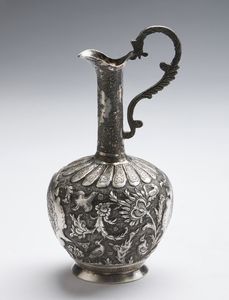 Arte Islamica - Piccola caraffa in argento Iran, XIX secolo