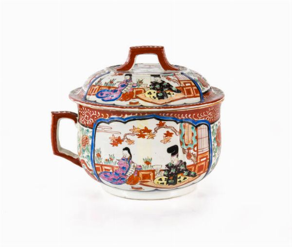 POTICHE : XIX secolo  Cina  in ceramica dipinta con scene di genere  - Asta Asta 176 Dipinti e Arti Decorative - Associazione Nazionale - Case d'Asta italiane