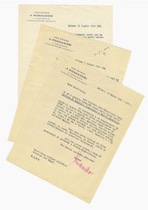 ARNOLDO MONDADORI - 3 lettere dattiloscritte con firme autografe inviate al senatore Gaetano Cosentino.