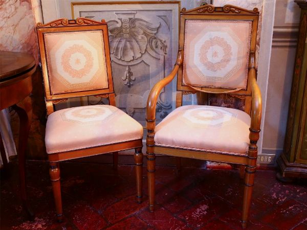 Serie di sedie e due poltroncine in ciliegio  - Asta Arredi e Dipinti di Palazzo al Bosco - Associazione Nazionale - Case d'Asta italiane
