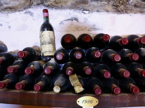 Quarantasette bottiglie di Chianti Classico Palazzo al Bosco La Romola, 1986  - Asta Arredi e Dipinti di Palazzo al Bosco - Associazione Nazionale - Case d'Asta italiane