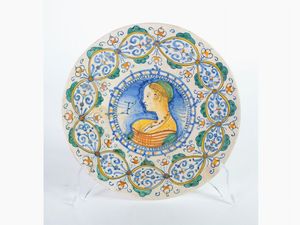 Piatto in ceramica  - Asta Arredi e Dipinti di Palazzo al Bosco - Associazione Nazionale - Case d'Asta italiane