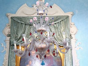 Grande lampadario in vetro soffiato di Murano  - Asta Arredi e Dipinti di Palazzo al Bosco - Associazione Nazionale - Case d'Asta italiane