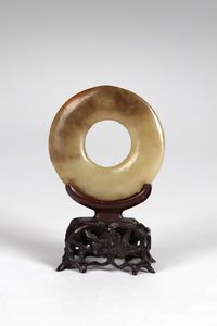 Arte Cinese - Disco Pi in giada Cina, periodo neolitico