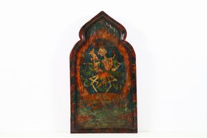 Arte Himalayana - Tavola in legno dipinto con chitipatiTibet, XIX secolo