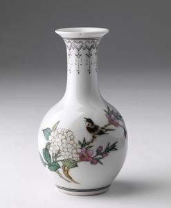 Arte Cinese - Piccolo vaso falangcaiCina, XX secolo