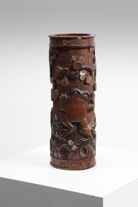 ARTE GIAPPONESE - Porta pennelli  in legno di bamb  intagliato Giappone, XIX secolo