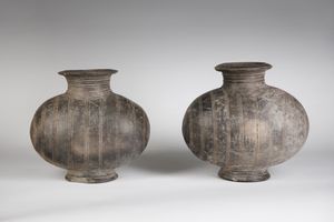Arte Cinese - Due vasi cocoon in buccheroCina, tardo periodo Stati Combattenti, III secolo a.C.
