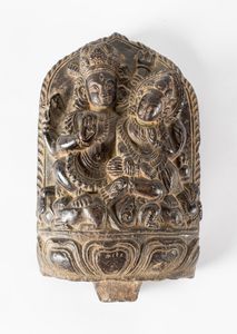 Arte Himalayana - Stele votiva in scisto raffigurante UmamahesvaraNepal, XVI secolo