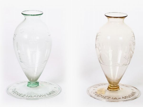 Due vasetti in vetro soffiato  - Asta Asta 202 - Only Glass - Associazione Nazionale - Case d'Asta italiane