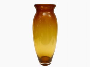 Grande vaso in vetro color ambra  - Asta Asta 202 - Only Glass - Associazione Nazionale - Case d'Asta italiane