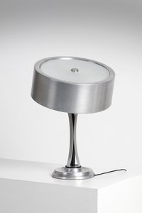 TORLASCO OSCAR (1934 - 2004) : Lampada da tavolo 790 produzione Lumi  - Asta DESIGN  (online) - Associazione Nazionale - Case d'Asta italiane