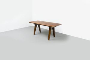 PRODUZIONE ITALIANA - Tavolo in legno massello  con gambe scanalate. Anni '50 cm 78x180x79