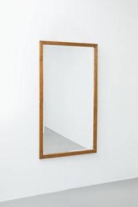 OSVALDO BORSANI  attribuito - Specchio da terra con bordo in legno di faggio. Anni '50 cm 158x88